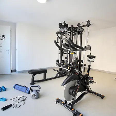 L'ethnique 7p - Climatisation - Jardin - Parking - Salle De Sport דירה