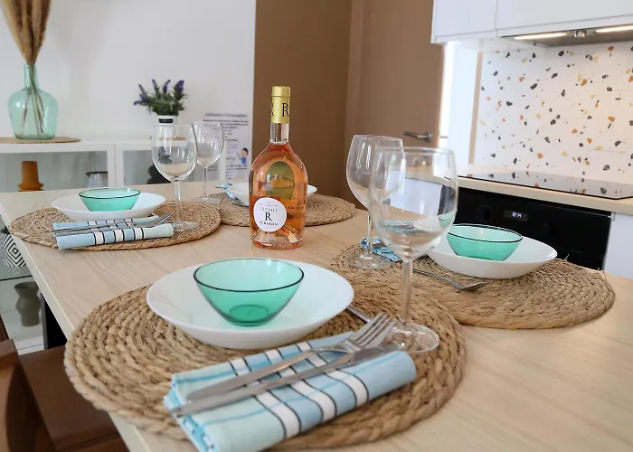 L'ethnique 7p - Climatisation - Jardin - Parking - Salle De Sport 아파트